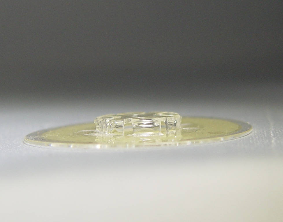 CD-Клипсы, самоклеящиеся, абсолютно прозрачные, диаметром 40 мм CD-Клипсы, самоклеящиеся, абсолютно прозрачные, диаметром 40 мм