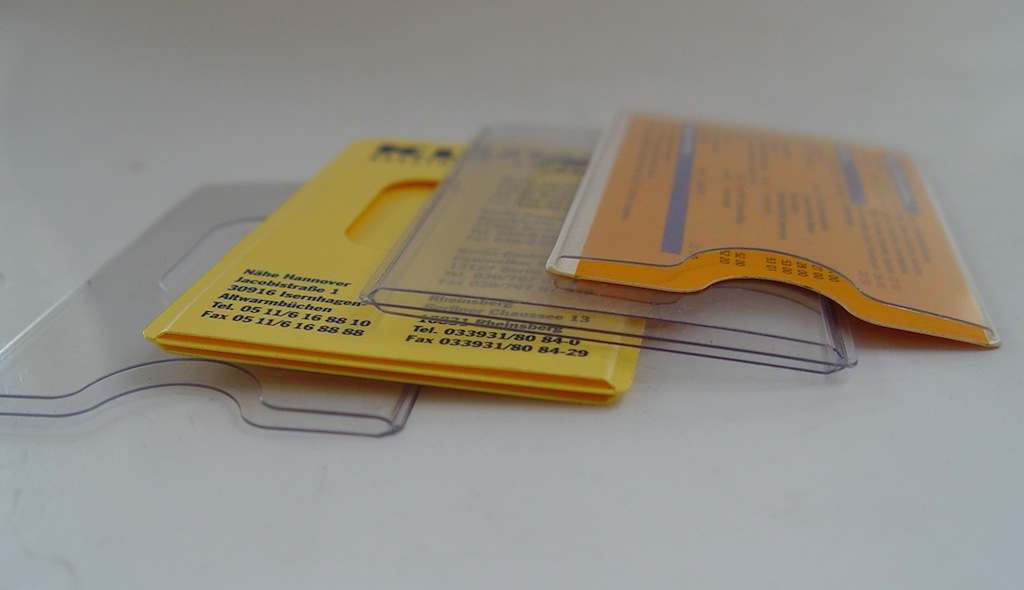 Футляры для кредитных карт Футляры для кредитных карт