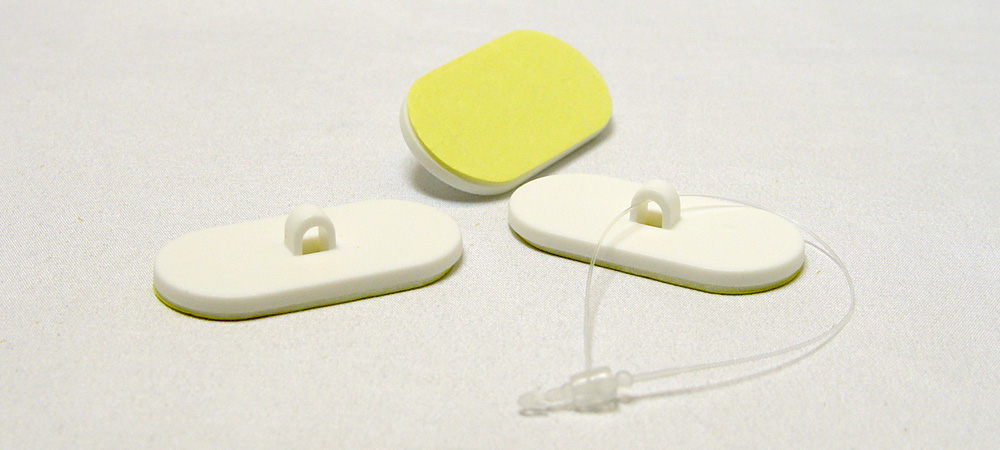 Самоклеящиеся пластиковые люверсы - овалы для оформления мест продаж, витрин, праздников